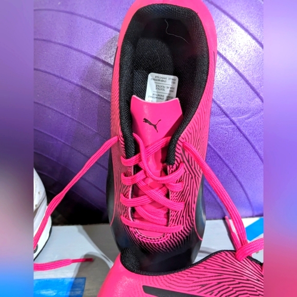 Puma Soccer Cleats | Spirit II FG | Youth Size 3 🔥 Pink | Like New - Picture 4 of 8